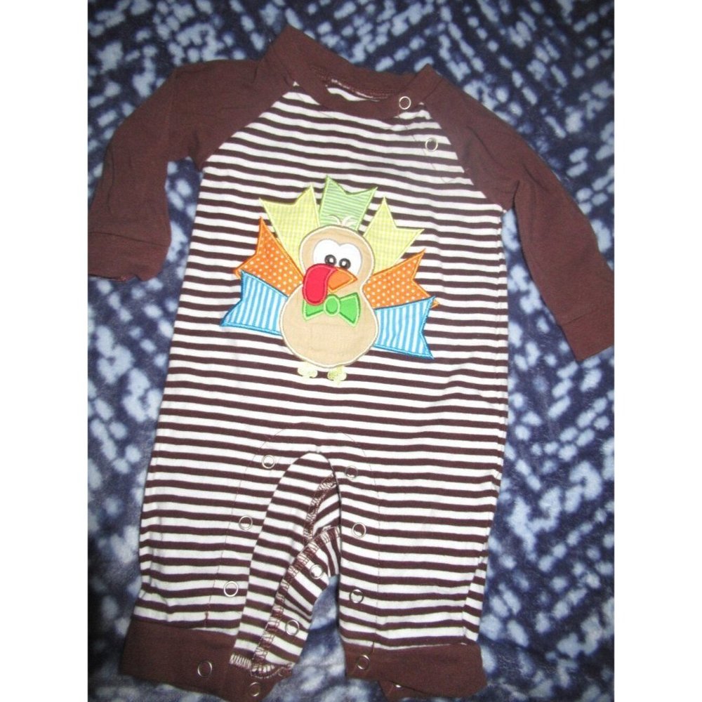 euc Be Mine turkey applique Thanksgiving romper baby boy 3 m